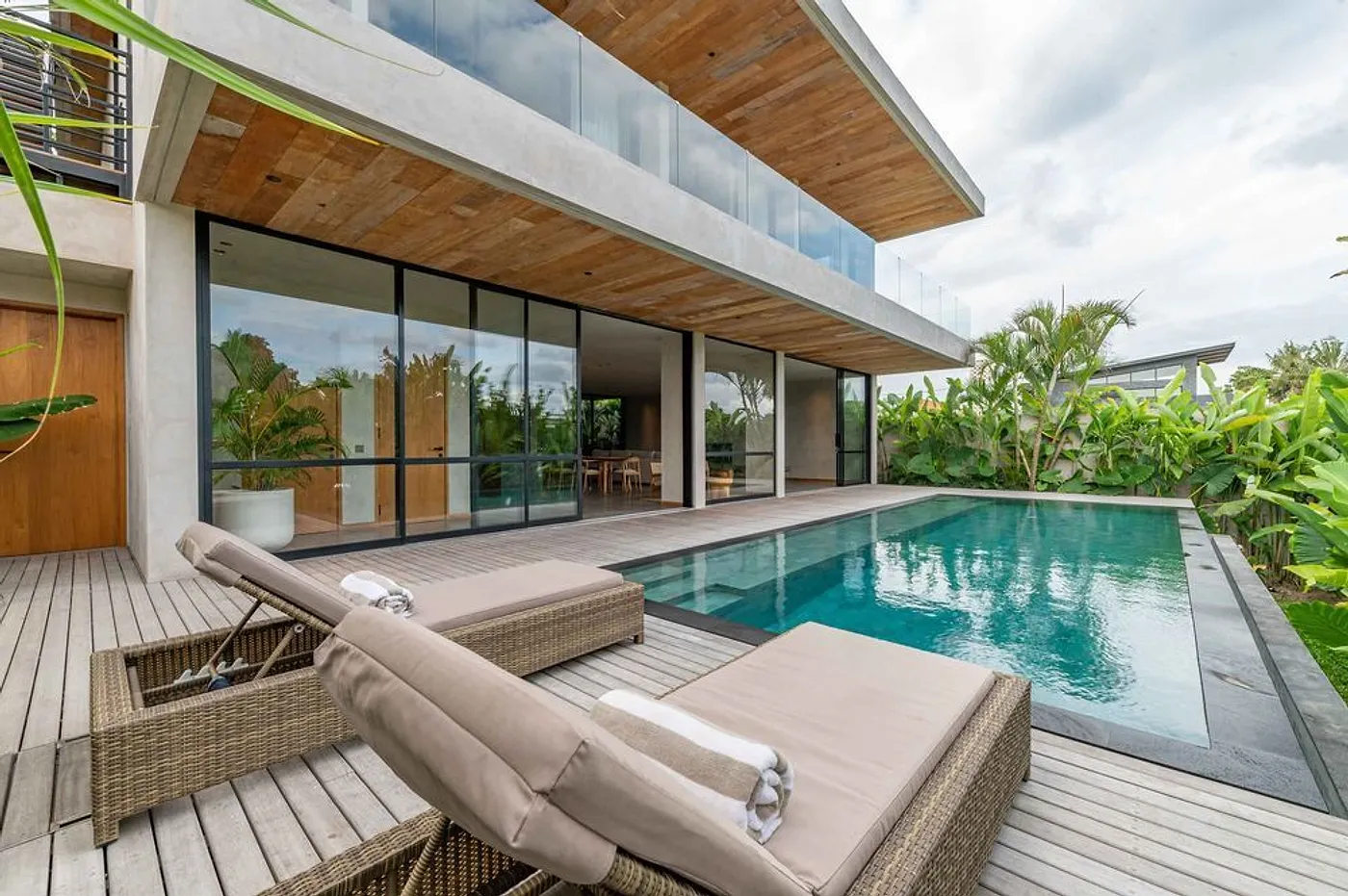 The Minimalist House, Tumbak Bayuh
