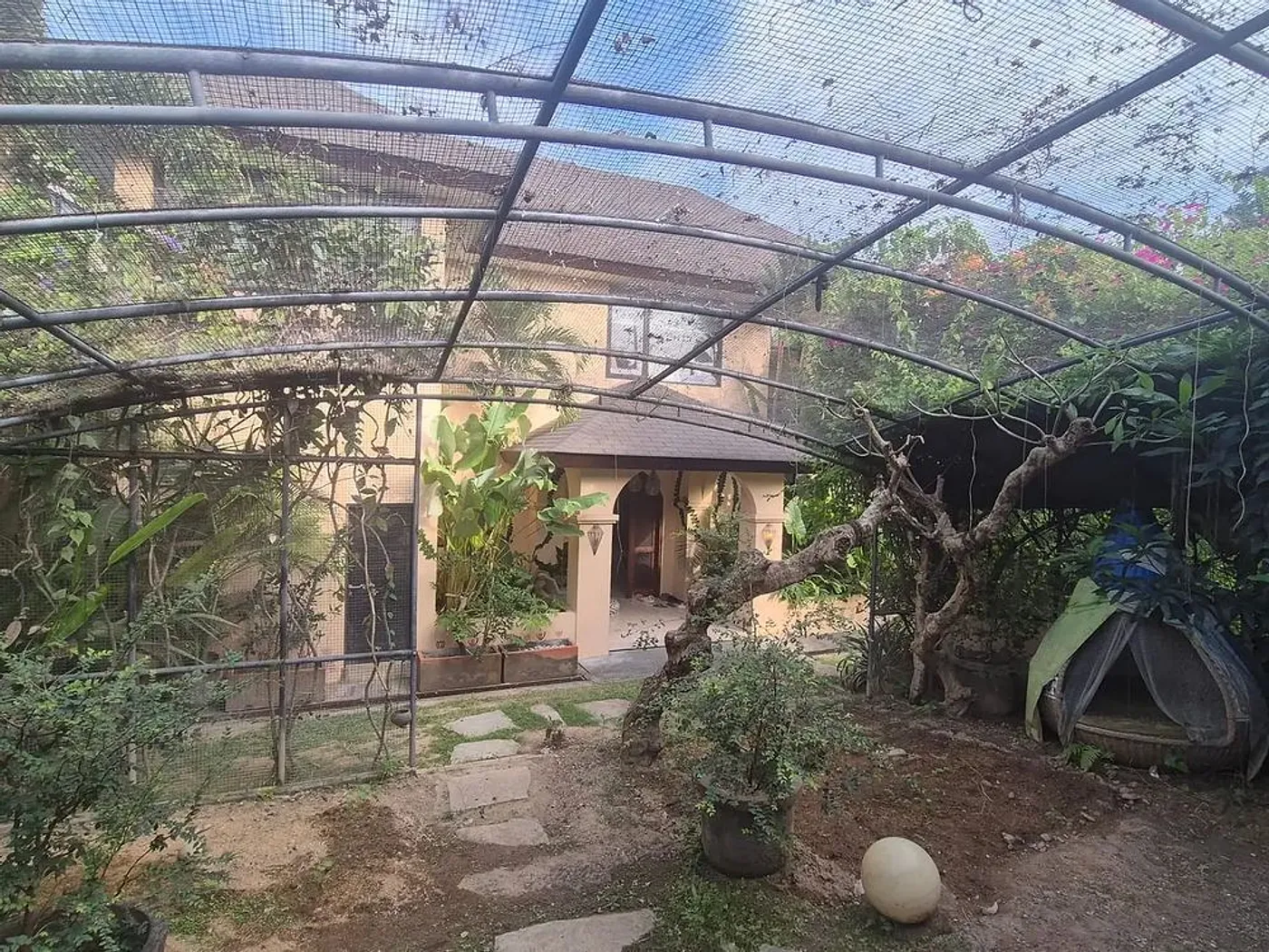 The Pond Garden House, photograph 5